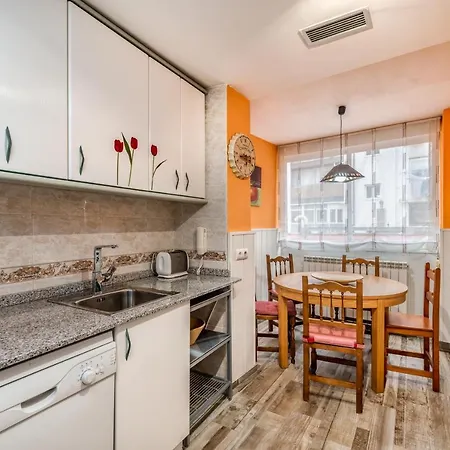 Apartment Alojamiento Turistico Puerta Del Carmen Zaragoza