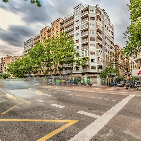 Alojamiento Turistico Puerta Del Carmen Apartment Zaragoza